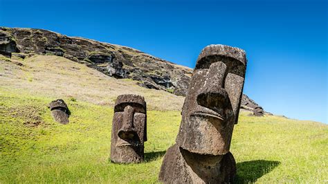 Easter island real money  Late January and early February are the most popular due to the annual Tapati Rapa Nui festival